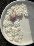 Load image into Gallery viewer, FLOW OF LOVE - ROSE QUARTZ CRYSTAL INFUSED SCENTED PETIT CANDLE