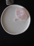 Load image into Gallery viewer, RAW DREAM - ROSE QUARTZ WITH LAVENDER & LEMON AND ORGANIC DRIED ROSES MINI WHITE CANDLE