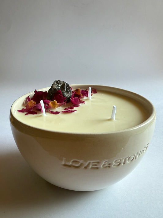 BALANCE -BALANCE - A SMOKE QUARTZ CRYSTAL INFUSED PETIT WHITE CERAMIC CANDLE