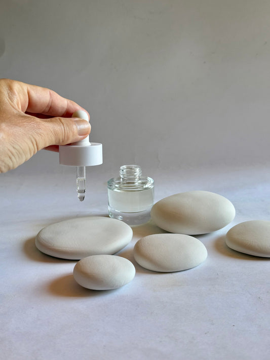 A MOMENT - FIRST EDITION 104 - HAND CREATED CERAMIC DIFFUSER SET