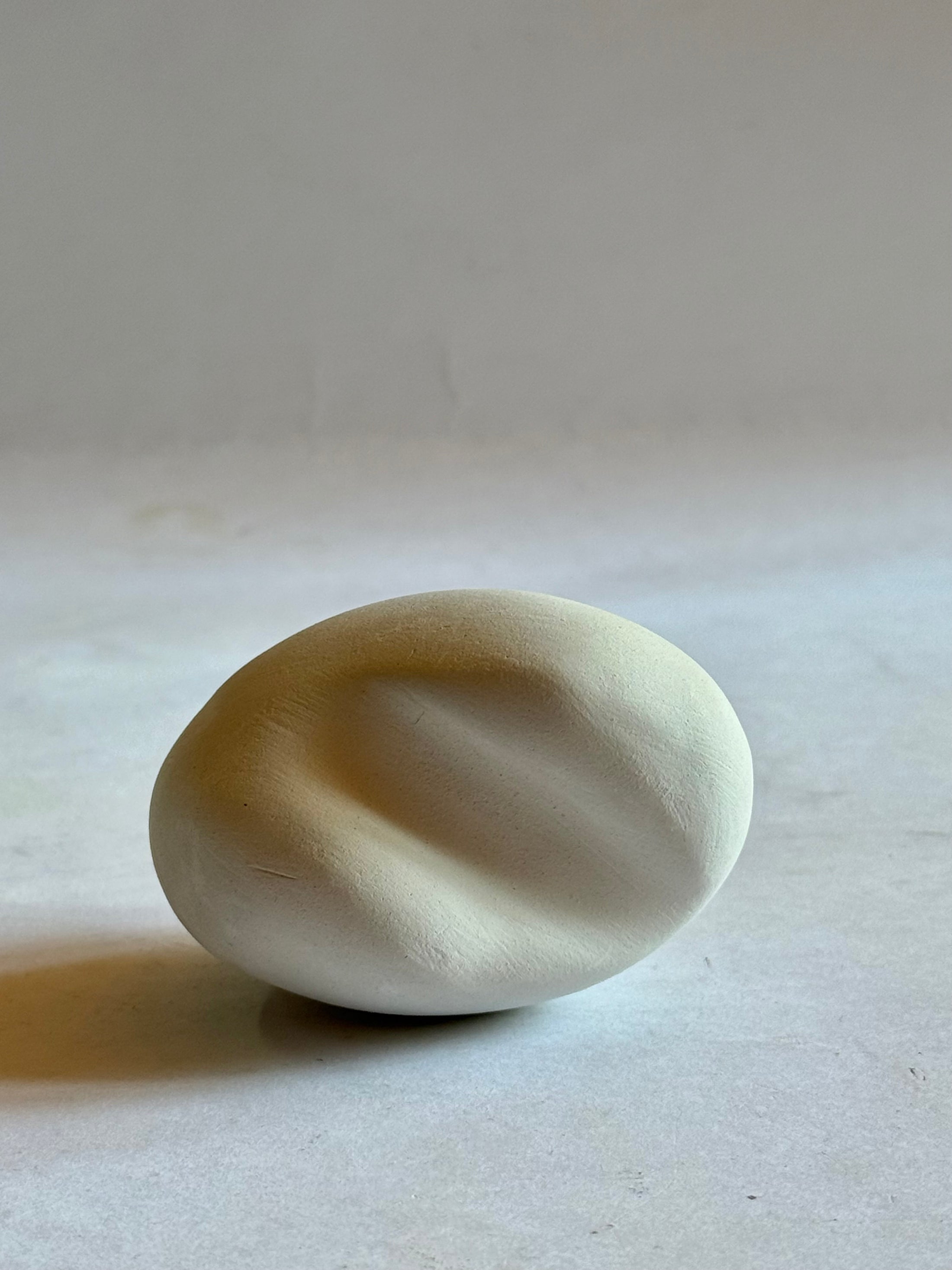 A MOMENT - FIRST EDITION 106 - HAND CREATED CERAMIC DIFFUSER SET