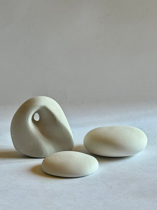 A MOMENT - FIRST EDITION 104 - HAND CREATED CERAMIC DIFFUSER SET