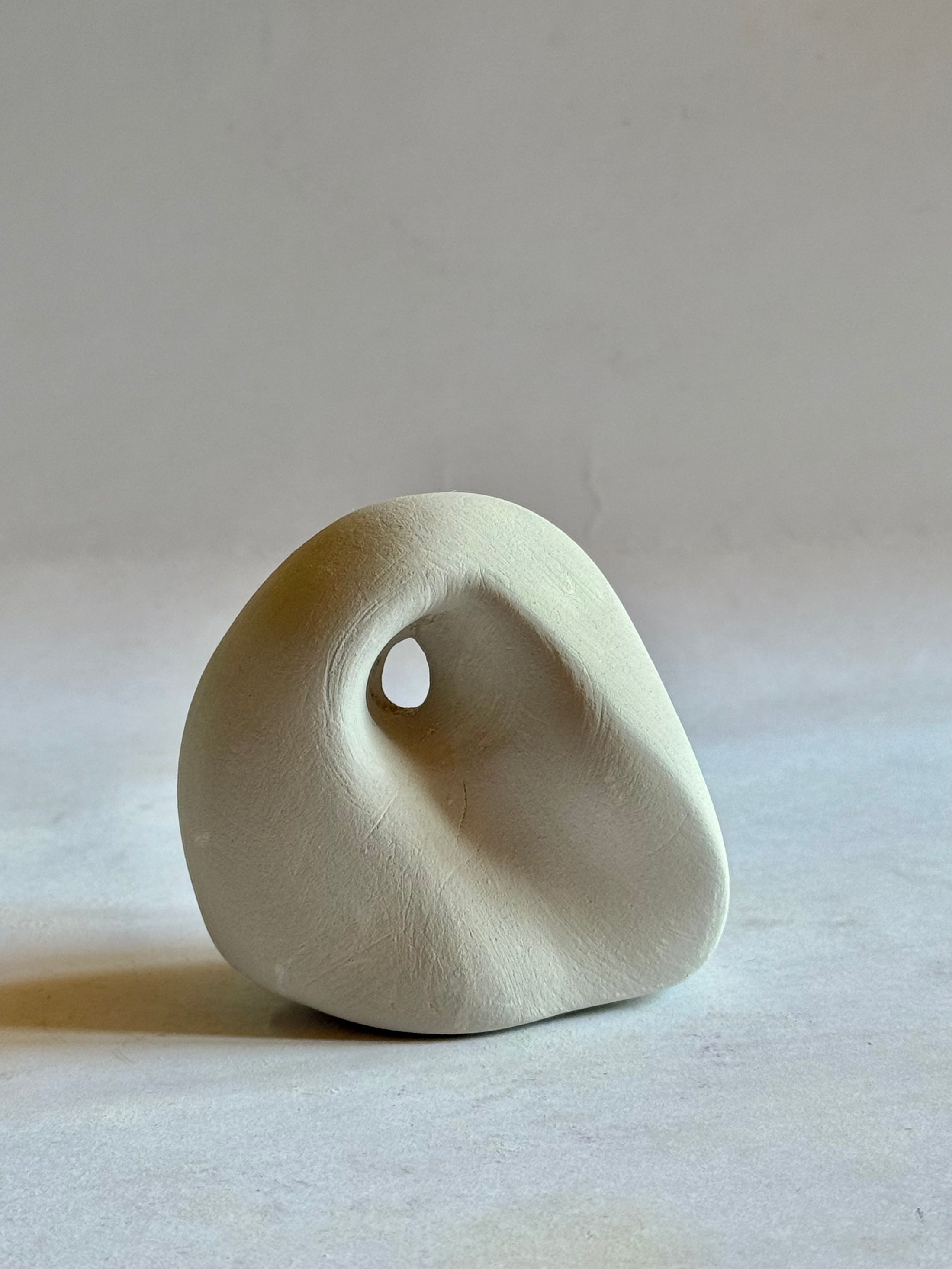 A MOMENT - FIRST EDITION 104 - HAND CREATED CERAMIC DIFFUSER SET