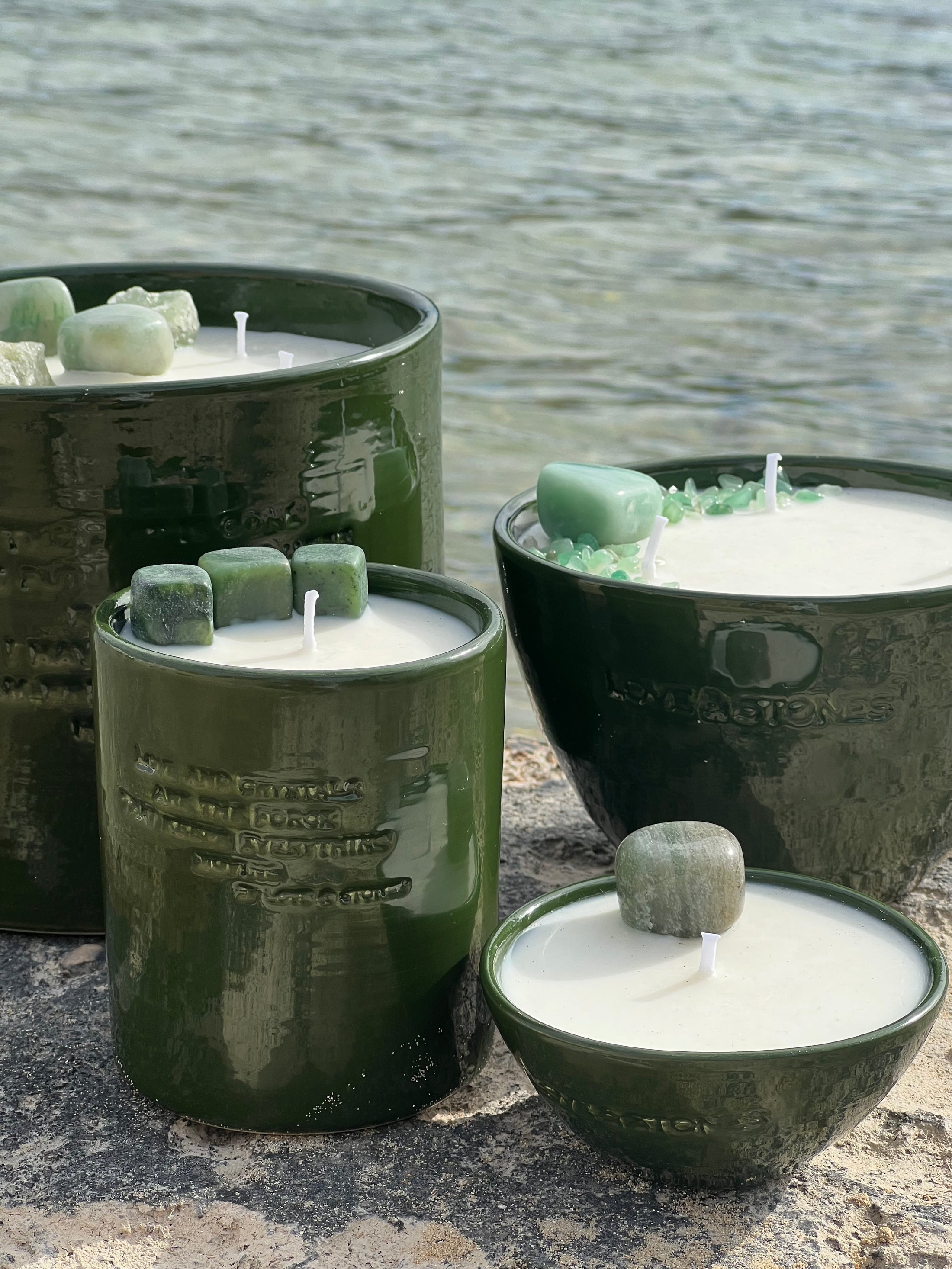 MANIFEST - AVENTURINE CRYSTAL INFUSED SCENTED GREEN BIG CANDLE