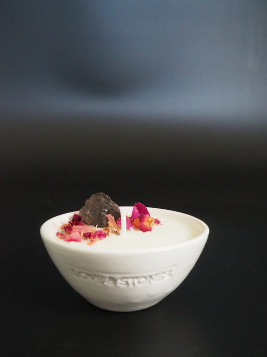 BALANCE  - SMOKED QUARTZ CRYSTAL INFUSED AND DRIED ORGANIC ROSE PETALS SCENTED WHITE MINI CANDLE