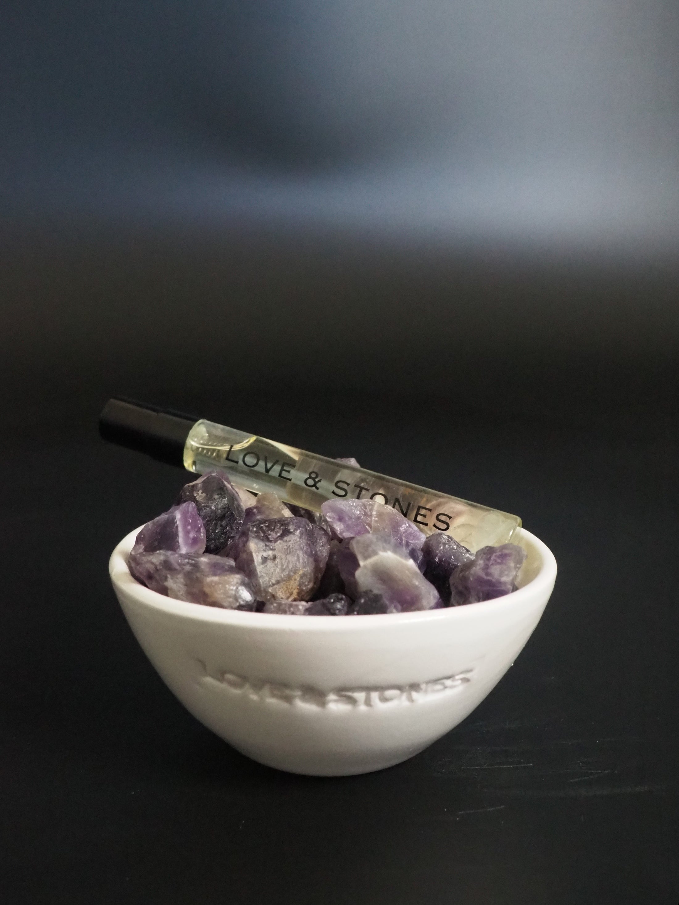 CALM - RAW AMETHYST CRYSTAL STONE DIFFUSER