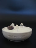 Load image into Gallery viewer, CALMING - AMETHYST & CRYSTAL QUARTZ INFUSED SCENTED WHITE MIDDLE CANDLE
