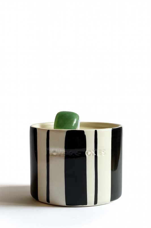 MANIFEST - GREEN AVENTURINE WITH PATCHOULI & BERGAMOT TINY STRIP CANDLE