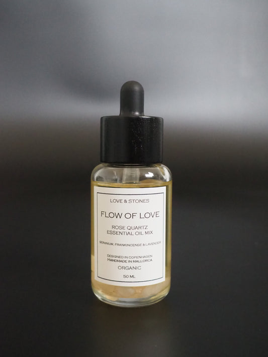 FLOW OF LOVE CRYSTAL INFUSED ORGANIC ESSENTIAL50 ML OIL BLEND