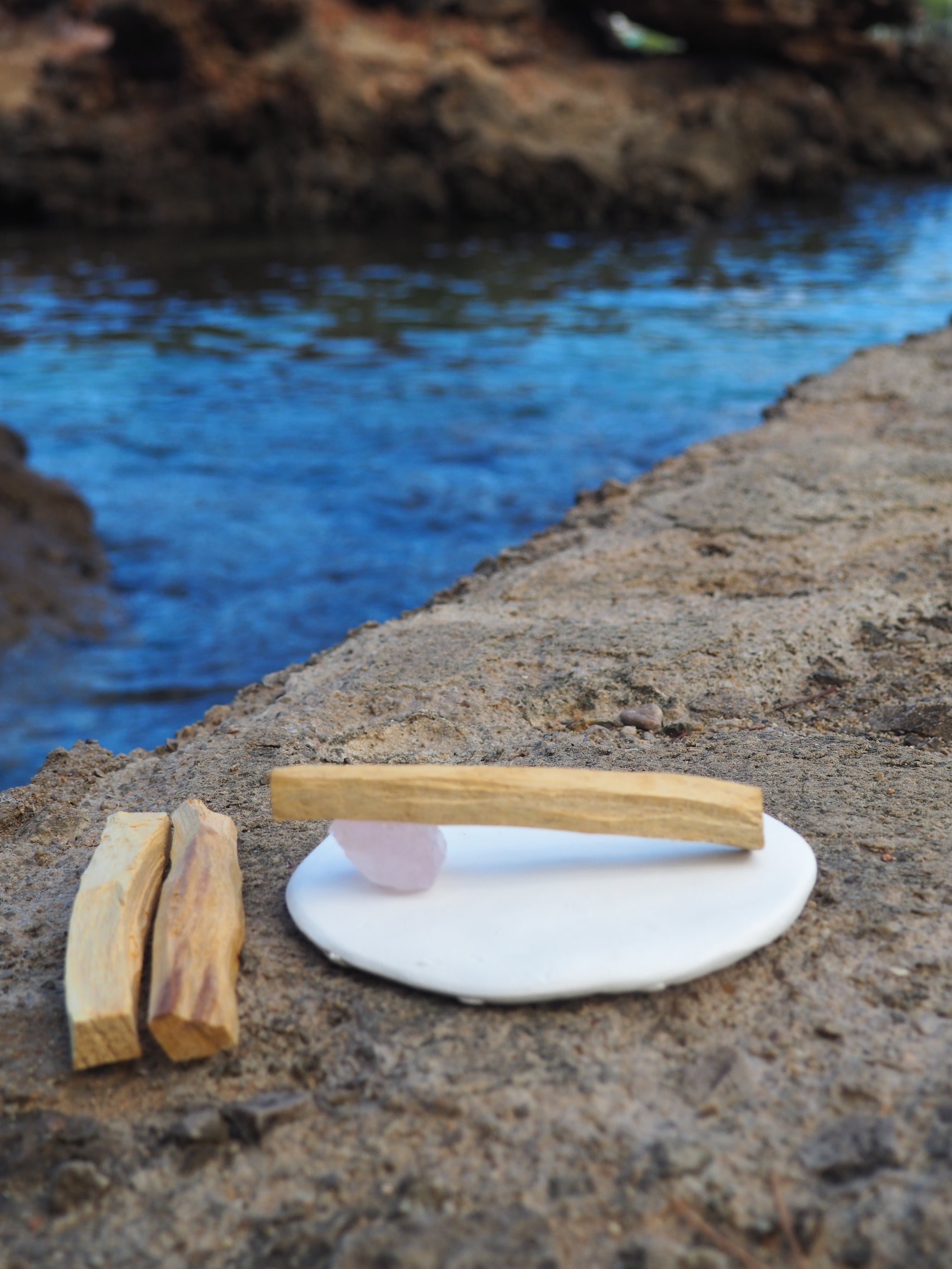 LIFE BY HAND ROSE QUARTZ CRYSTAL PALO SANTO BURNER SET