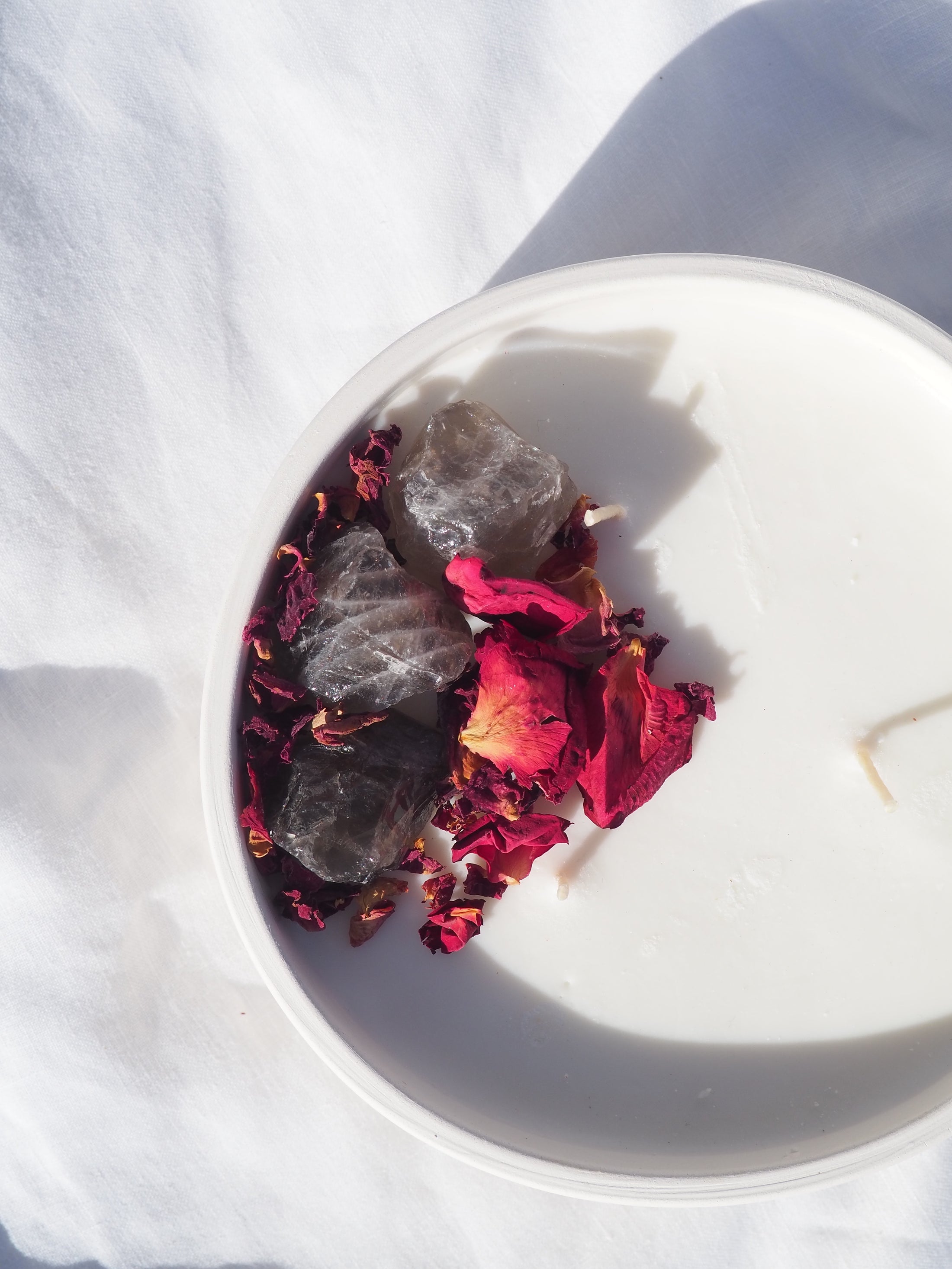 BALANCE - A SMOKE QUARTZ CRYSTAL INFUSED SCENTED LARGE CANDLE