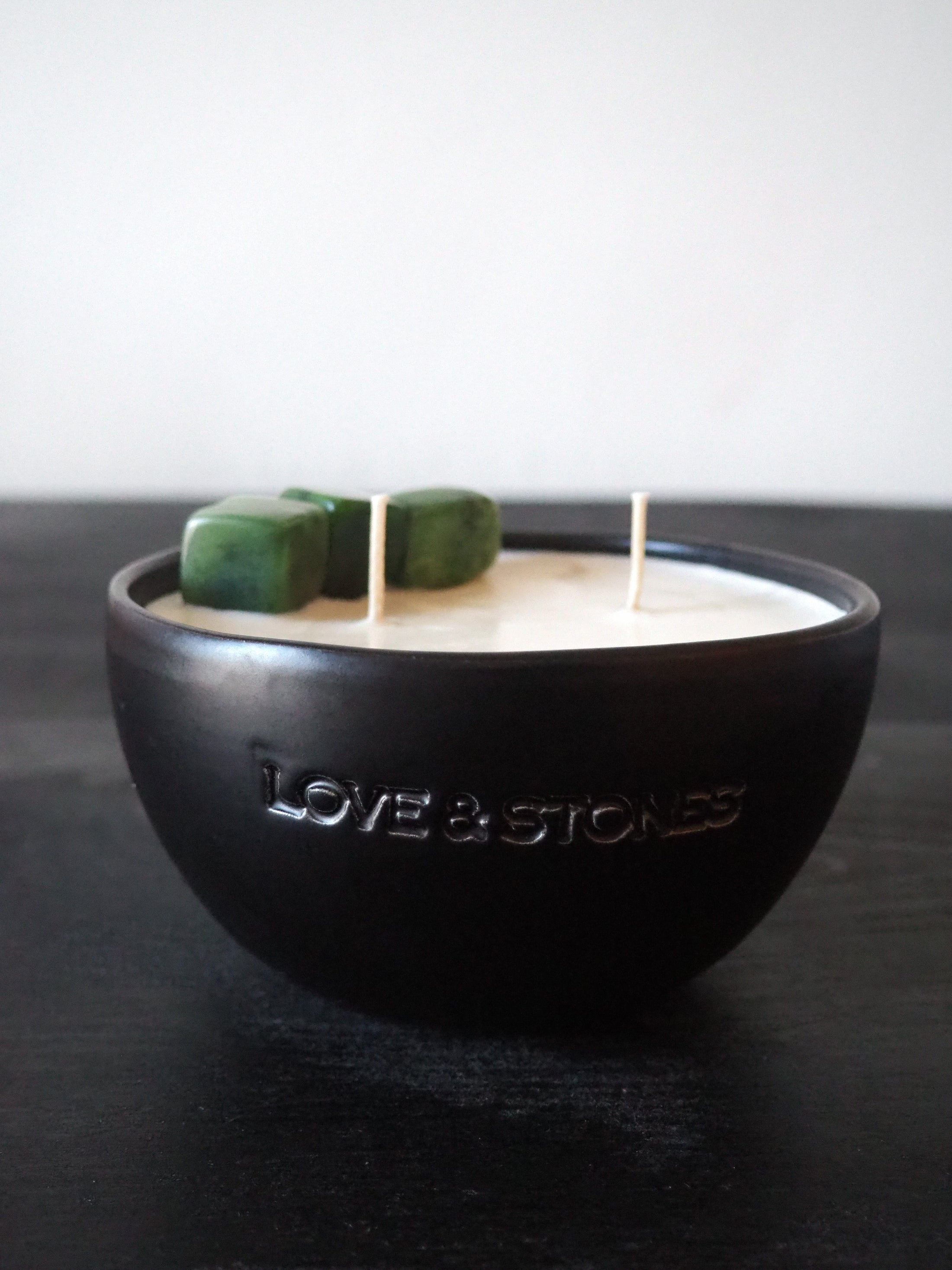 SOUL - JADE CRYSTAL INFUSED SCENTED PETIT CANDLE