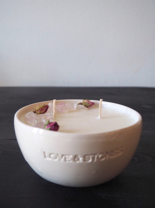 LOVE - ROSES AND ROSE QUARTZ CRYSTAL INFUSED SCENTED PETIT CANDLE