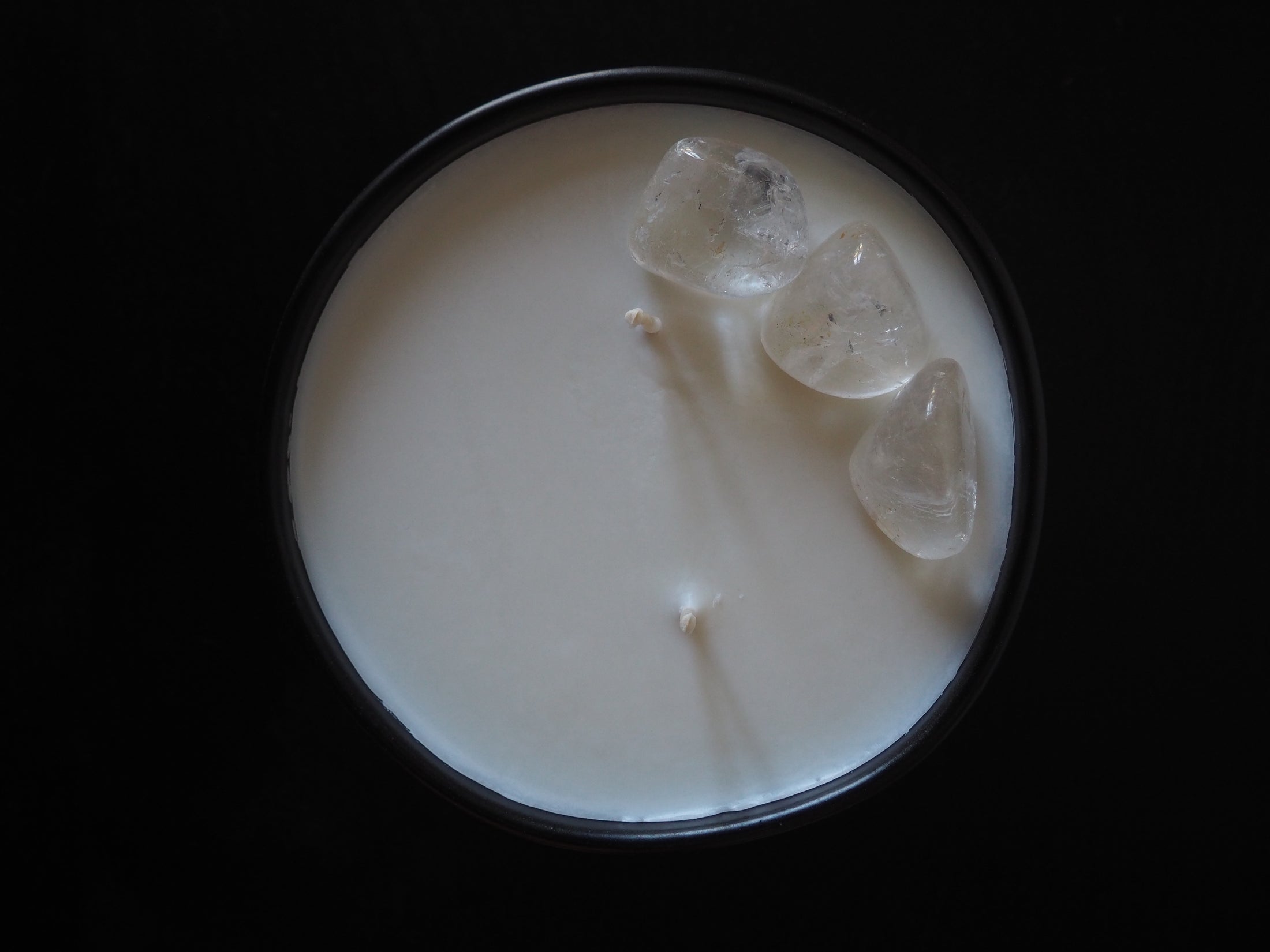 POWER  - CRYSTAL QUARTZ CRYSTAL INFUSED SCENTED PETIT CANDLE