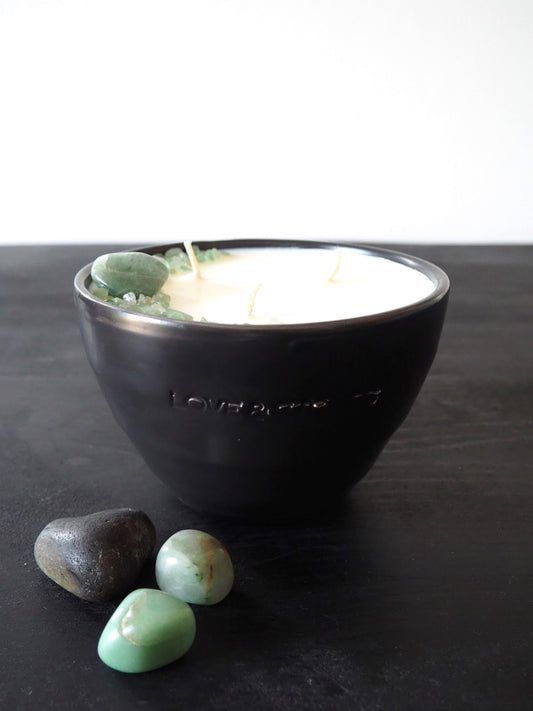 MANIFEST -  AVENTURINE CRYSTAL INFUSED SCENTED MEDIUM CANDLE