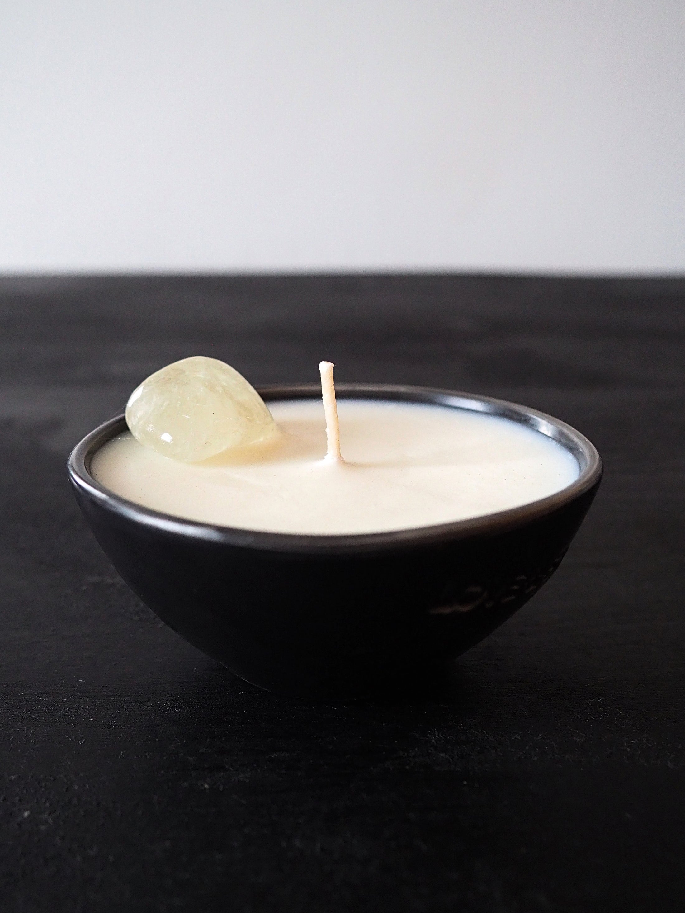 ABUNDANCE  - CITRINE CRYSTAL INFUSED SCENTED MINI CANDLE