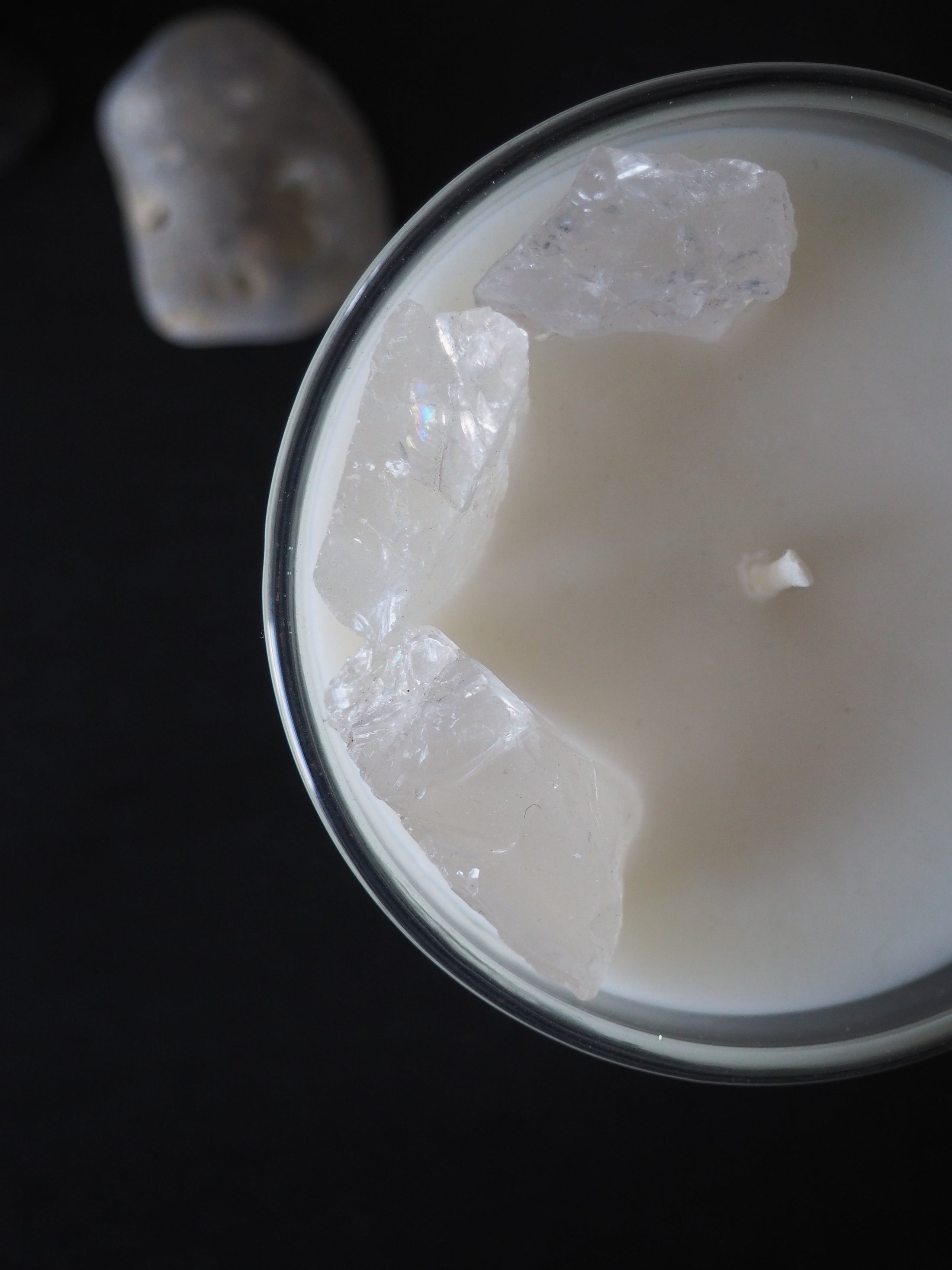 RAW ENERGY  - CRYSTAL QUARTZ CRYSTAL INFUSED SCENTED GLASS CANDLE